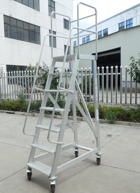 下盤要穩，升的才安心“鋁合金梯子”